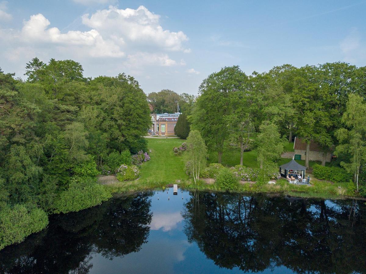 Landgoed Huize Boschoord Bed and Breakfast Sint Nicolaasga Exteriör bild